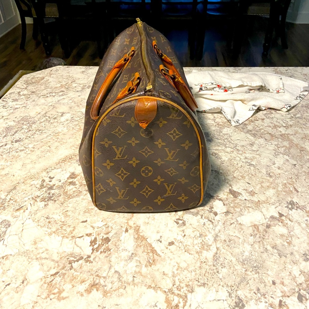 Louis Vuitton speedy 35